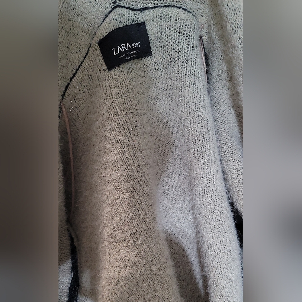 Zara Knit Open Drape Front Wool Blend Cardigan
Sweater Jacket Size M - Picture 7 of 7